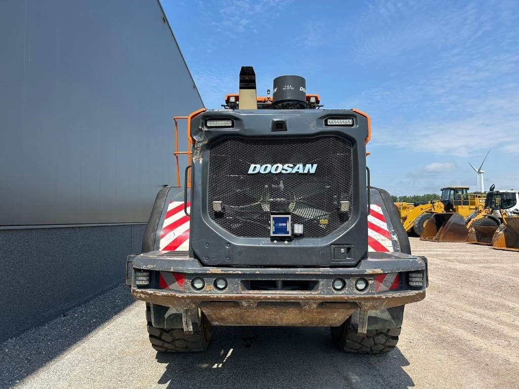 Doosan DL 420-7 (CDC) - Chargeuse sur pneus: photos 4 Doosan DL 420-7 (CDC) - Chargeuse sur pneus: photos 4