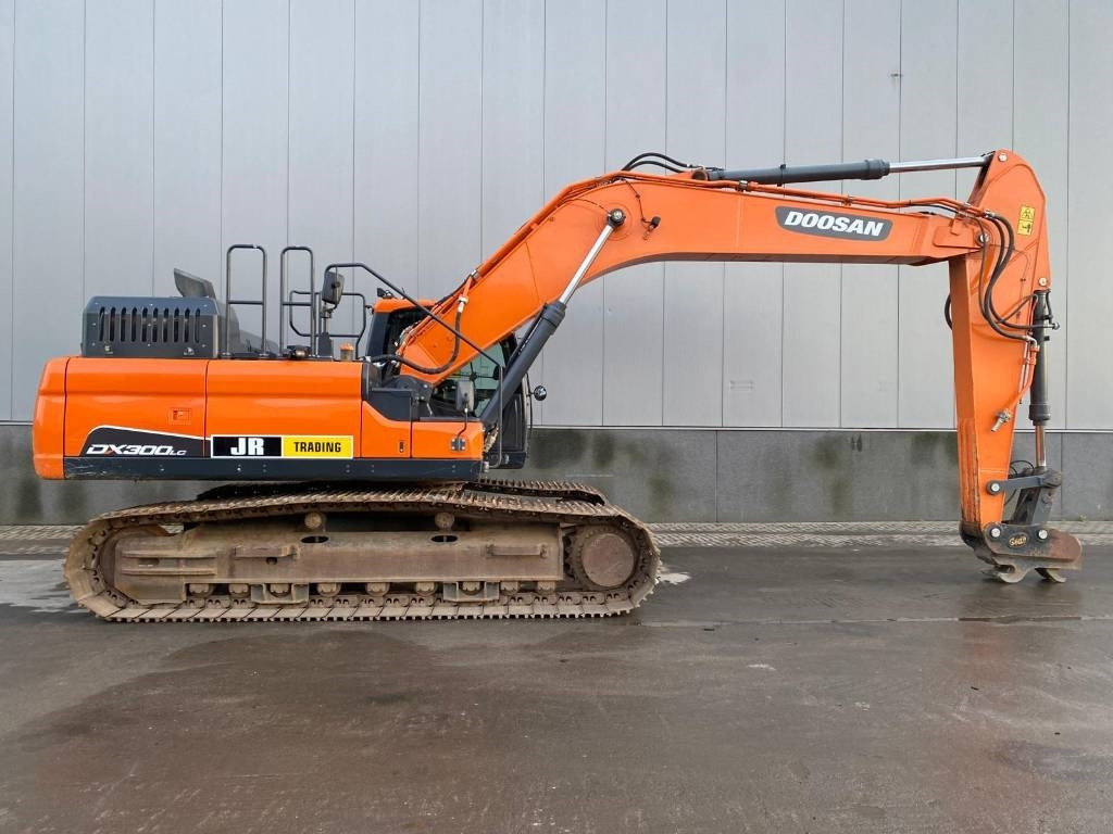 Pelle sur chenille Doosan DX 300 LC-7: photos 6