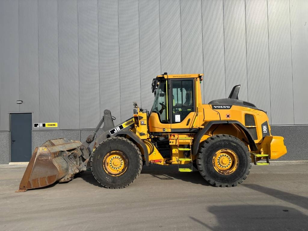 Volvo L 90 H (Under Preparation) - Chargeuse sur pneus: photos 1 Volvo L 90 H (Under Preparation) - Chargeuse sur pneus: photos 1