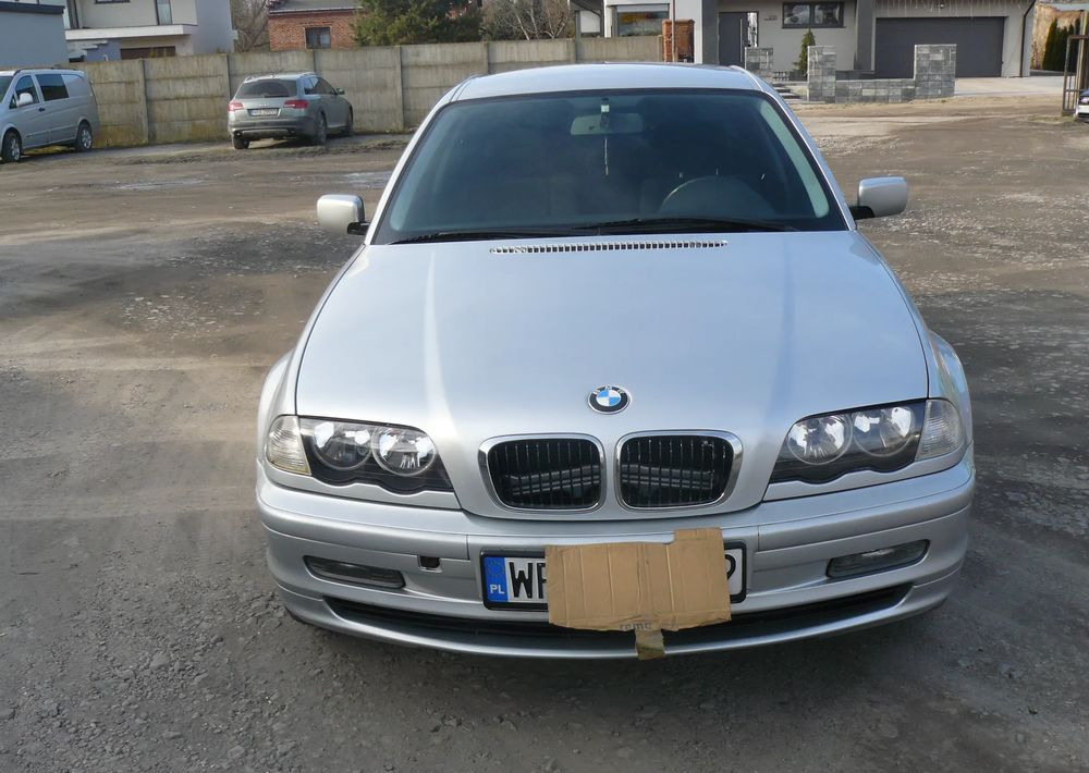 BMW Seria 3 320i - Berline: photos 1 BMW Seria 3 320i - Berline: photos 1