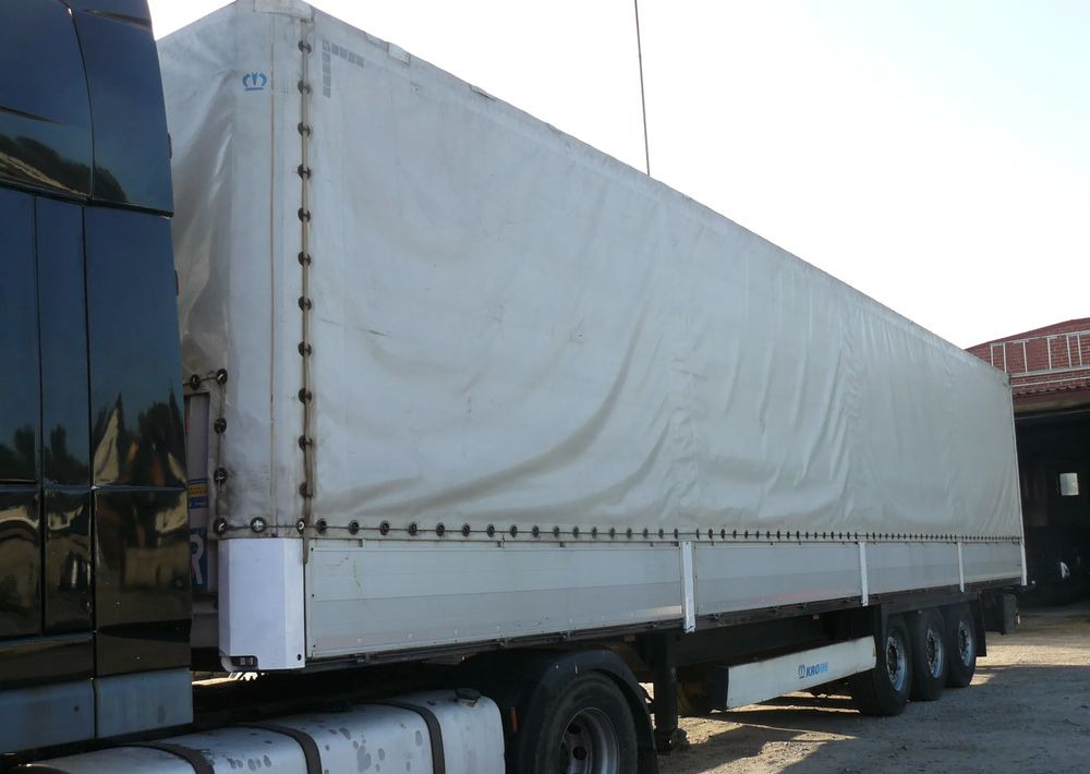 Krone SD - Camion à rideaux coulissants: photos 3 Krone SD - Camion à rideaux coulissants: photos 3