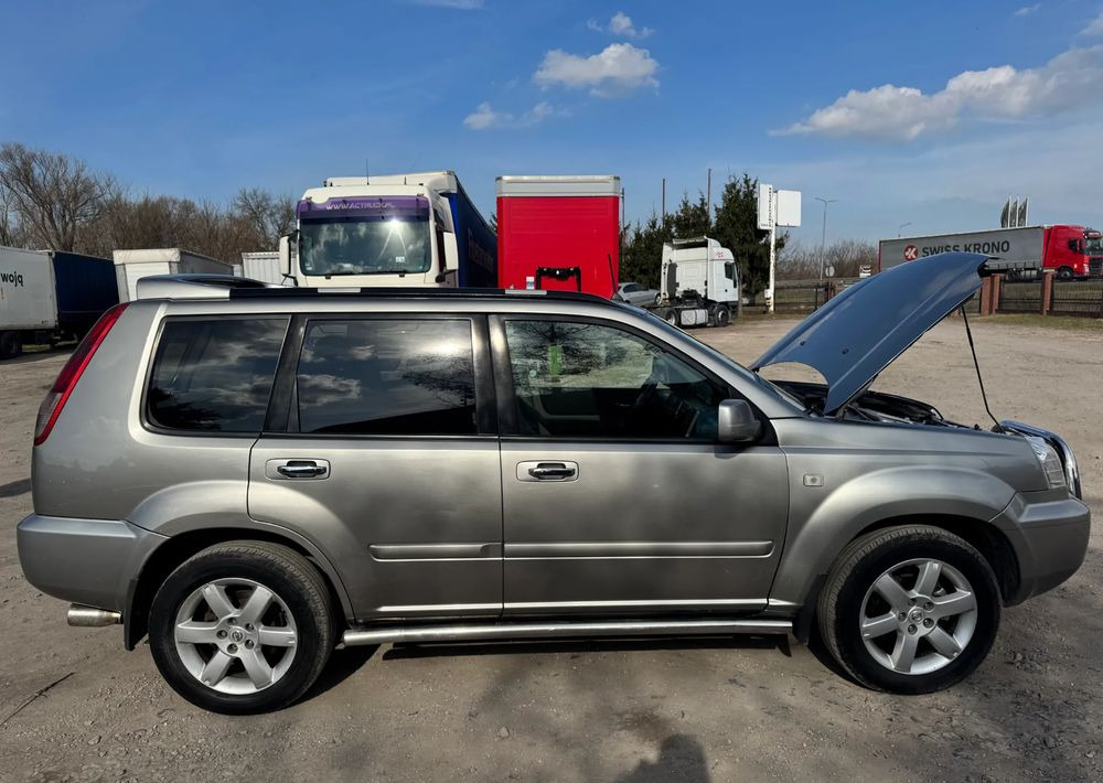 Nissan X-Trail 2.2 dCi 4x2 Comfort - SUV: photos 3 Nissan X-Trail 2.2 dCi 4x2 Comfort - SUV: photos 3