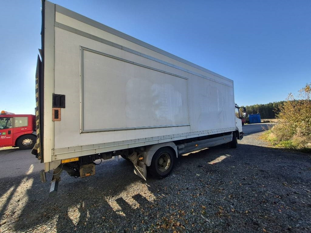 Mercedes-Benz Atego 1223 umpikori+pl nostin - Camion fourgon: photos 3 Mercedes-Benz Atego 1223 umpikori+pl nostin - Camion fourgon: photos 3