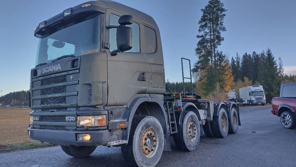 Scania R144 530 8x4 RASKASVETURI - Tracteur routier: photos 2 Scania R144 530 8x4 RASKASVETURI - Tracteur routier: photos 2