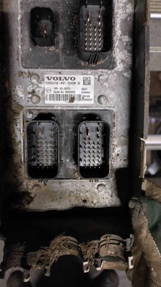 Volvo CCIOM - Système électrique pour Camion: photos 1 Volvo CCIOM - Système électrique pour Camion: photos 1