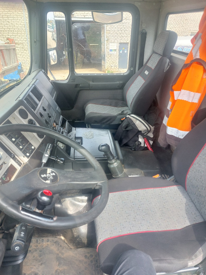 MAN 35.414 8X6 - Camion benne: photos 4 MAN 35.414 8X6 - Camion benne: photos 4