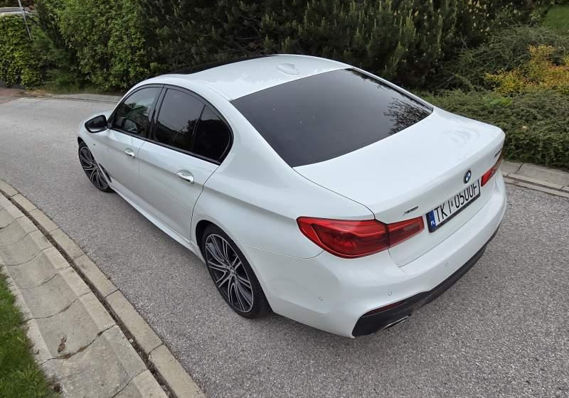 Inna BMW 530 D SERIA 5 XDRIVE M SPORT - Berline: photos 4 Inna BMW 530 D SERIA 5 XDRIVE M SPORT - Berline: photos 4