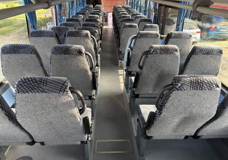 Iveco CROSSWAY/ SPROWADZONY / 180 000 KM / MANUAL - Bus interurbain: photos 4 Iveco CROSSWAY/ SPROWADZONY / 180 000 KM / MANUAL - Bus interurbain: photos 4