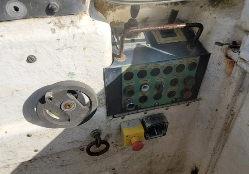 Camion avec nacelle Renault MIDLUM 180 DCI / SPROWADZONA / ZWYŻKA: photos 17 Camion avec nacelle Renault MIDLUM 180 DCI / SPROWADZONA / ZWYŻKA: photos 17