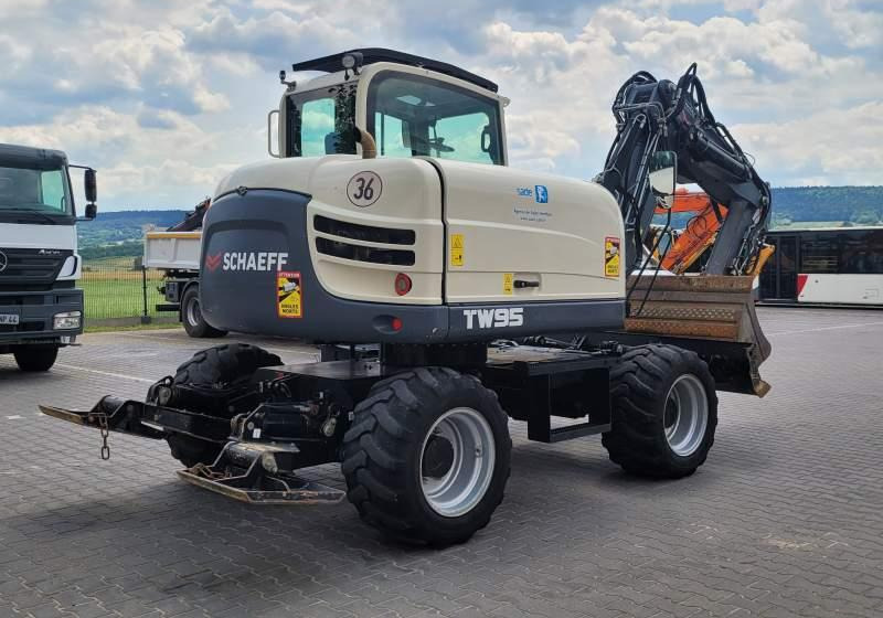 Schaeff TW95 / SPROWADZONA Z FRANCJI/ 6 500 MTH - Pelle sur pneus: photos 3 Schaeff TW95 / SPROWADZONA Z FRANCJI/ 6 500 MTH - Pelle sur pneus: photos 3