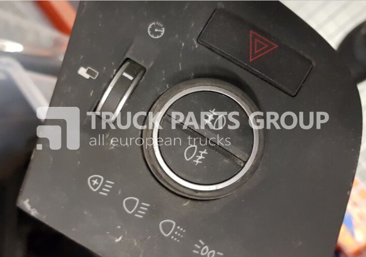 VOLVO FH4 euro6 control panels dashboard, central panel, information p dashboard - Panel de instrumentos pour Camion: photos 4 VOLVO FH4 euro6 control panels dashboard, central panel, information p dashboard - Panel de instrumentos pour Camion: photos 4