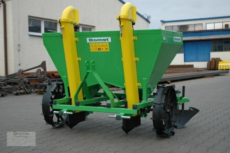 BOMET Kartoffellegemaschine Kartoffelpflanzmaschine 2-reihig NEU - Planteuse de pommes de terre: photos 2 BOMET Kartoffellegemaschine Kartoffelpflanzmaschine 2-reihig NEU - Planteuse de pommes de terre: photos 2