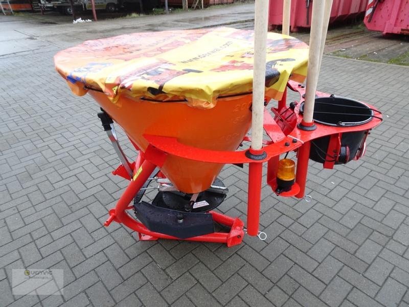 Dexwal 300L Kommunal Streuer Salzstreuer Trichterstreuer NEU - Epandeur de sable: photos 4 Dexwal 300L Kommunal Streuer Salzstreuer Trichterstreuer NEU - Epandeur de sable: photos 4
