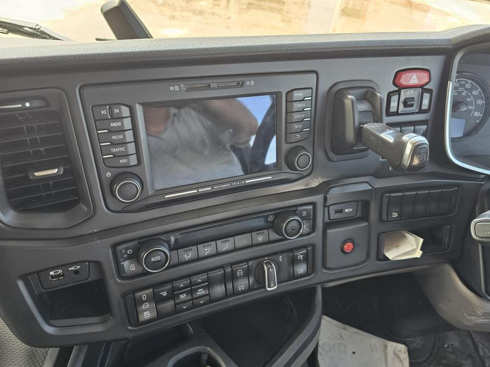 Tracteur routier Scania R450: photos 14