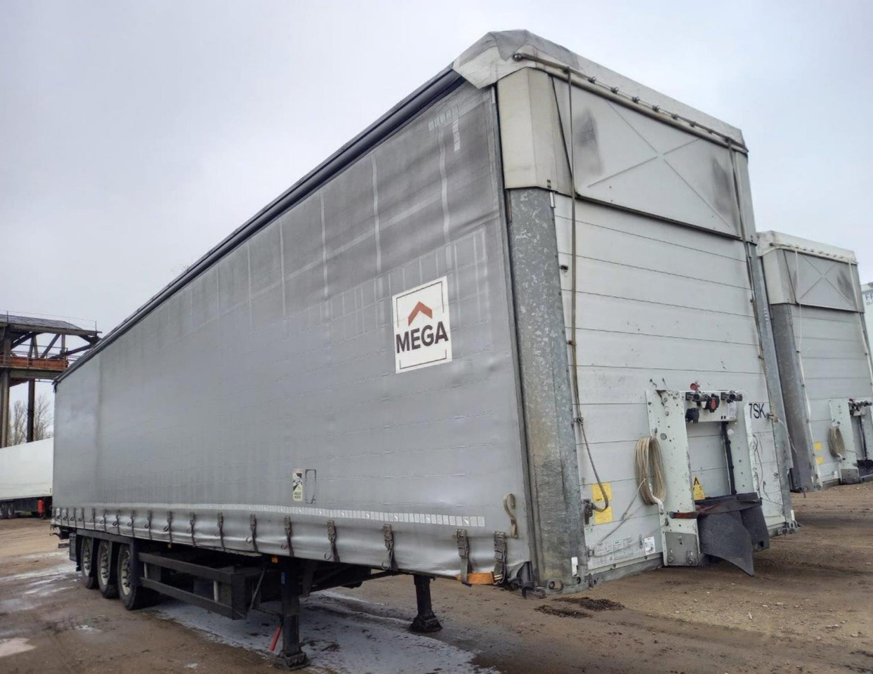 2019 Schmitz Cargobull SCS24/L Varios - Semi-remorque rideaux coulissants: photos 2 2019 Schmitz Cargobull SCS24/L Varios - Semi-remorque rideaux coulissants: photos 2