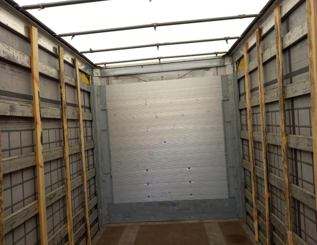 2021 Schmitz Cargobull SCS24/L Varios - Semi-remorque rideaux coulissants: photos 3 2021 Schmitz Cargobull SCS24/L Varios - Semi-remorque rideaux coulissants: photos 3