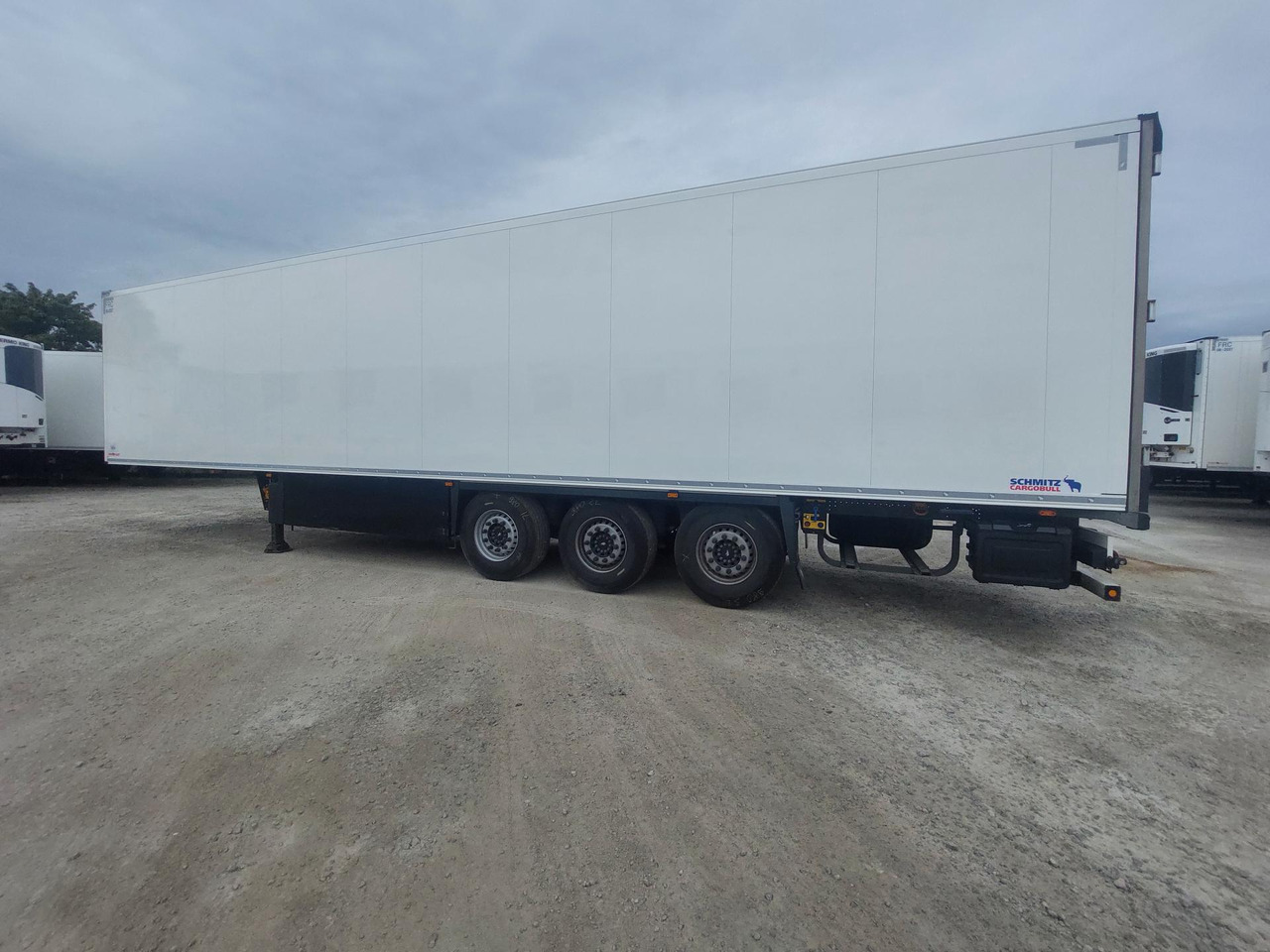2021 Schmitz Cargobull SKO FP 60 ThermoKing SLXi 300 - Semi-remorque frigorifique: photos 3 2021 Schmitz Cargobull SKO FP 60 ThermoKing SLXi 300 - Semi-remorque frigorifique: photos 3
