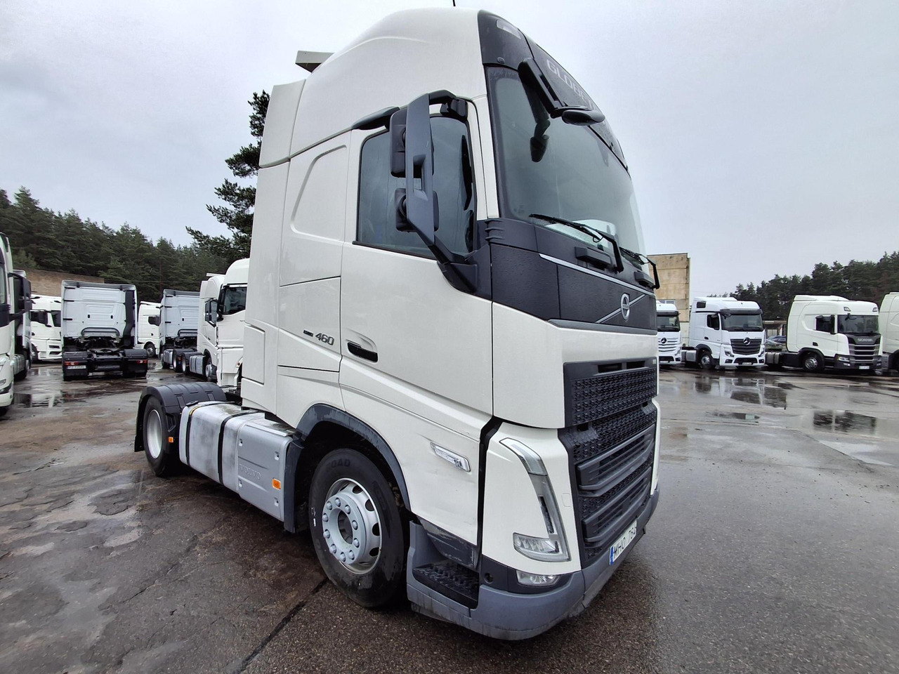 2022 Volvo FH 460 Globetrotter XL i-Save - Autre matériel: photos 1 2022 Volvo FH 460 Globetrotter XL i-Save - Autre matériel: photos 1
