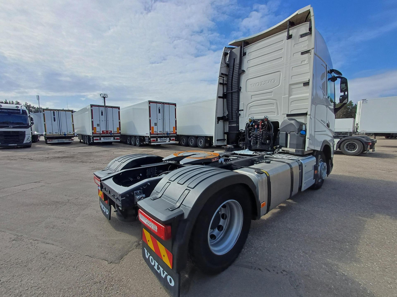 2023 Volvo FH 500 Globetrotter XL - Autre matériel: photos 2 2023 Volvo FH 500 Globetrotter XL - Autre matériel: photos 2