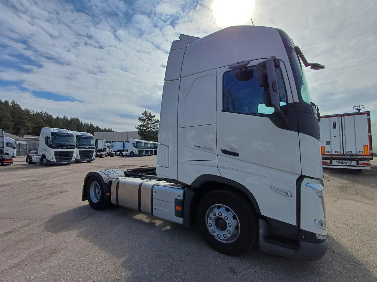 2023 Volvo FH 500 Globetrotter XL - Autre matériel: photos 3 2023 Volvo FH 500 Globetrotter XL - Autre matériel: photos 3