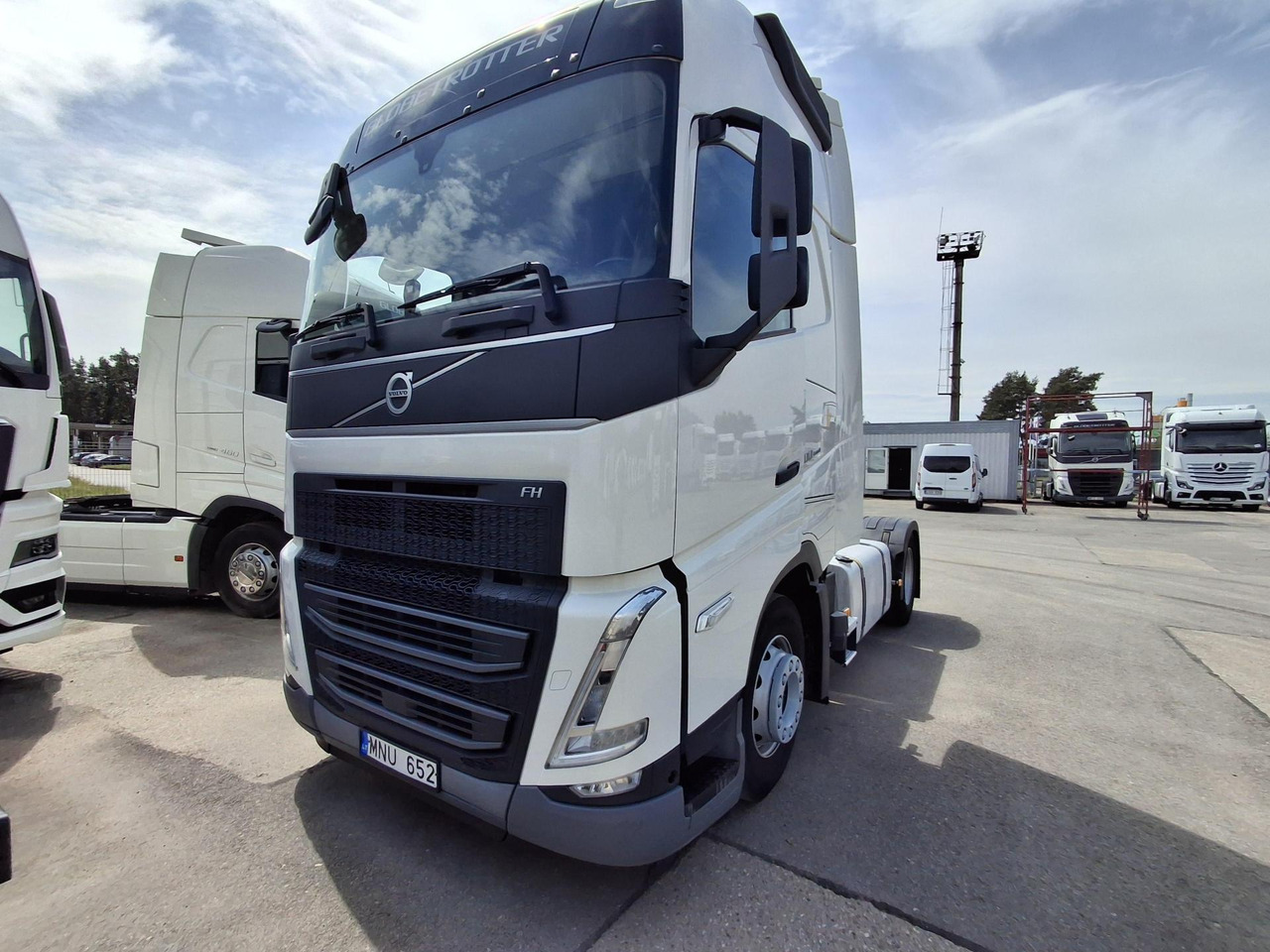 2023 Volvo FH 500 Globetrotter XL - Autre matériel: photos 1 2023 Volvo FH 500 Globetrotter XL - Autre matériel: photos 1