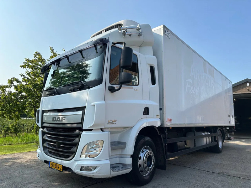 DAF CF 330 / NL TRUCK / EURO 6 / THERMOKING T-1200R / TAIL LIFT + DOORS - Camion frigorifique: photos 1 DAF CF 330 / NL TRUCK / EURO 6 / THERMOKING T-1200R / TAIL LIFT + DOORS - Camion frigorifique: photos 1