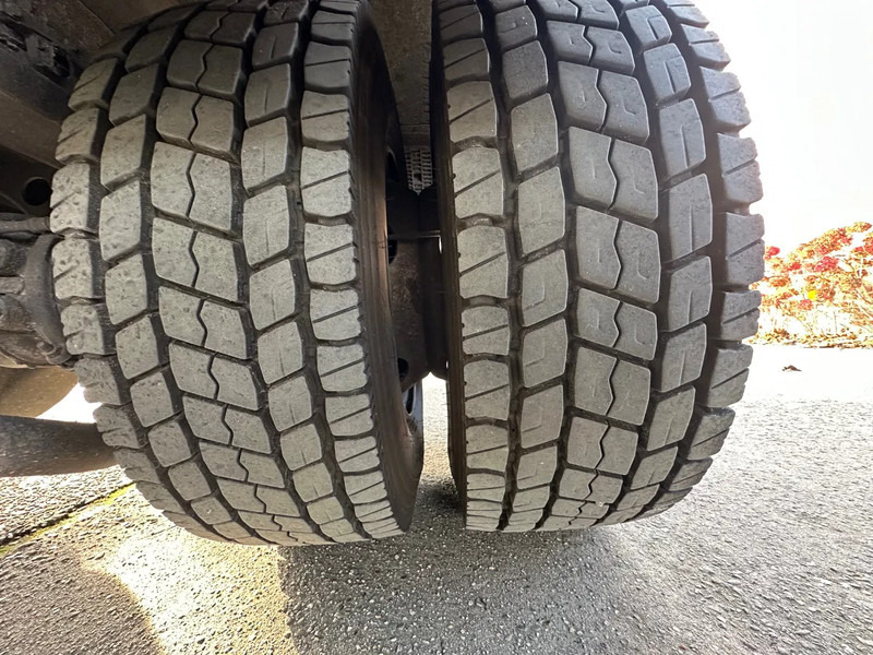 Camion fourgon MAN TGL 12.220 / NL TRUCK / 12T / BOX+LIFT 2000kg+SIDE DOOR / AIRCO: photos 7 Camion fourgon MAN TGL 12.220 / NL TRUCK / 12T / BOX+LIFT 2000kg+SIDE DOOR / AIRCO: photos 7