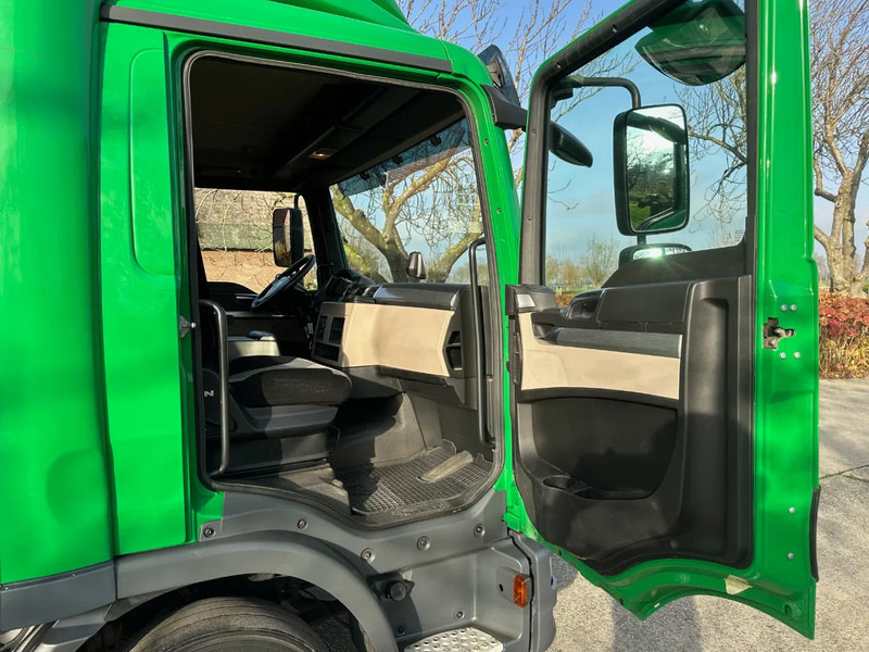 Camion fourgon MAN TGL 12.220 / NL TRUCK / 12T / BOX+LIFT 2000kg+SIDE DOOR / AIRCO: photos 18 Camion fourgon MAN TGL 12.220 / NL TRUCK / 12T / BOX+LIFT 2000kg+SIDE DOOR / AIRCO: photos 18