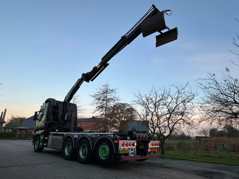 Volvo FH 540 8X4 / NL TRUCK / EURO5 / CRANE+ROTATOR+HOOK - Camion grue: photos 2 Volvo FH 540 8X4 / NL TRUCK / EURO5 / CRANE+ROTATOR+HOOK - Camion grue: photos 2