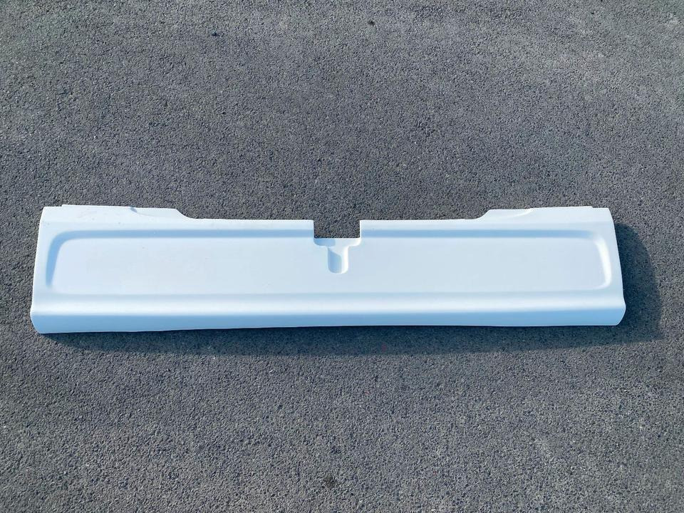 MAN Lions City A21 Heckstoßstange mit AHK Ausschnitt OE 88732035011 / 88.73203-5011 *280€ NETTO* Rohteil - Pare-chocs pour Bus: photos 1 MAN Lions City A21 Heckstoßstange mit AHK Ausschnitt OE 88732035011 / 88.73203-5011 *280€ NETTO* Rohteil - Pare-chocs pour Bus: photos 1