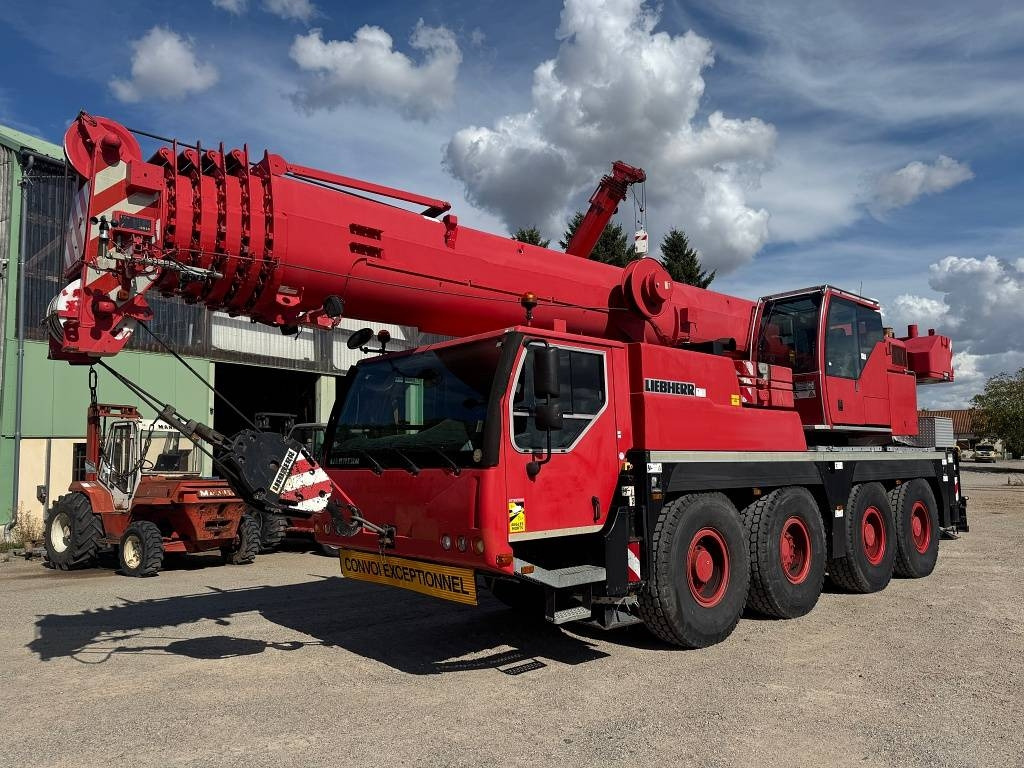 Liebherr LTM 1070-4.2  - Grue mobile: photos 1 Liebherr LTM 1070-4.2  - Grue mobile: photos 1