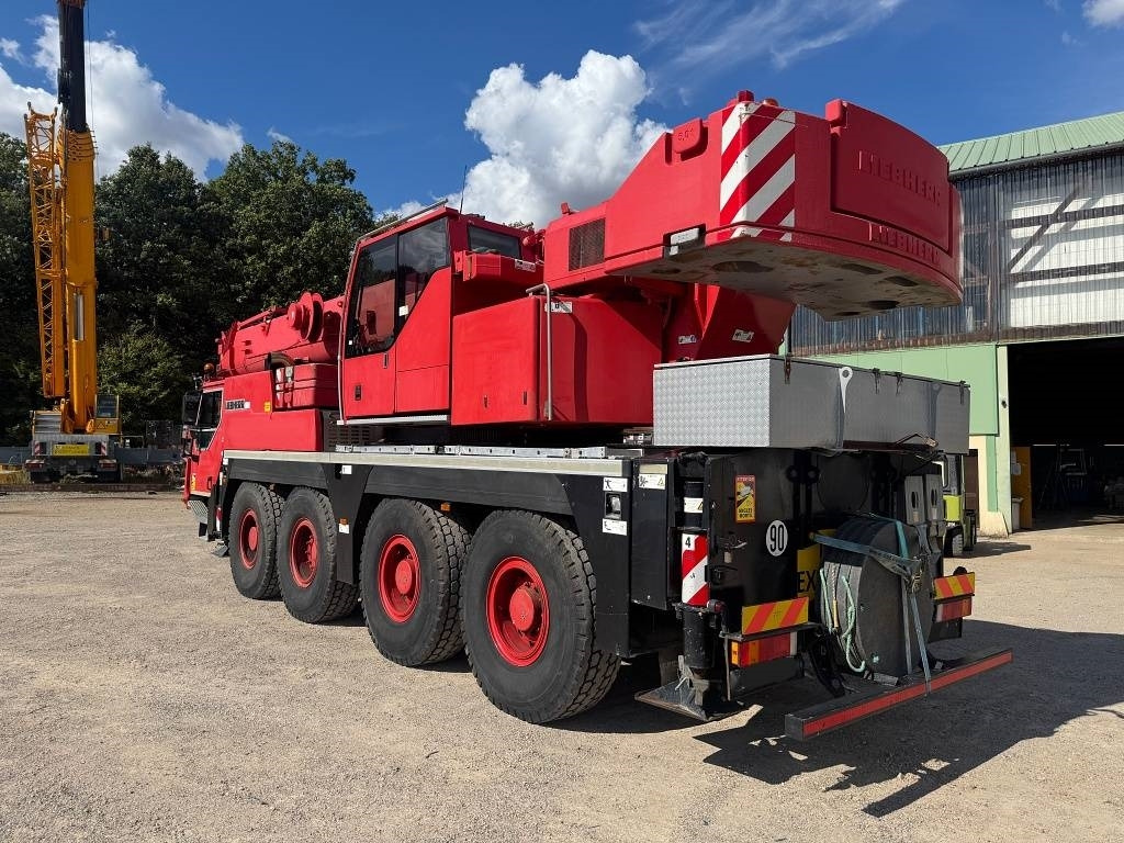 Liebherr LTM 1070-4.2  - Grue mobile: photos 4 Liebherr LTM 1070-4.2  - Grue mobile: photos 4