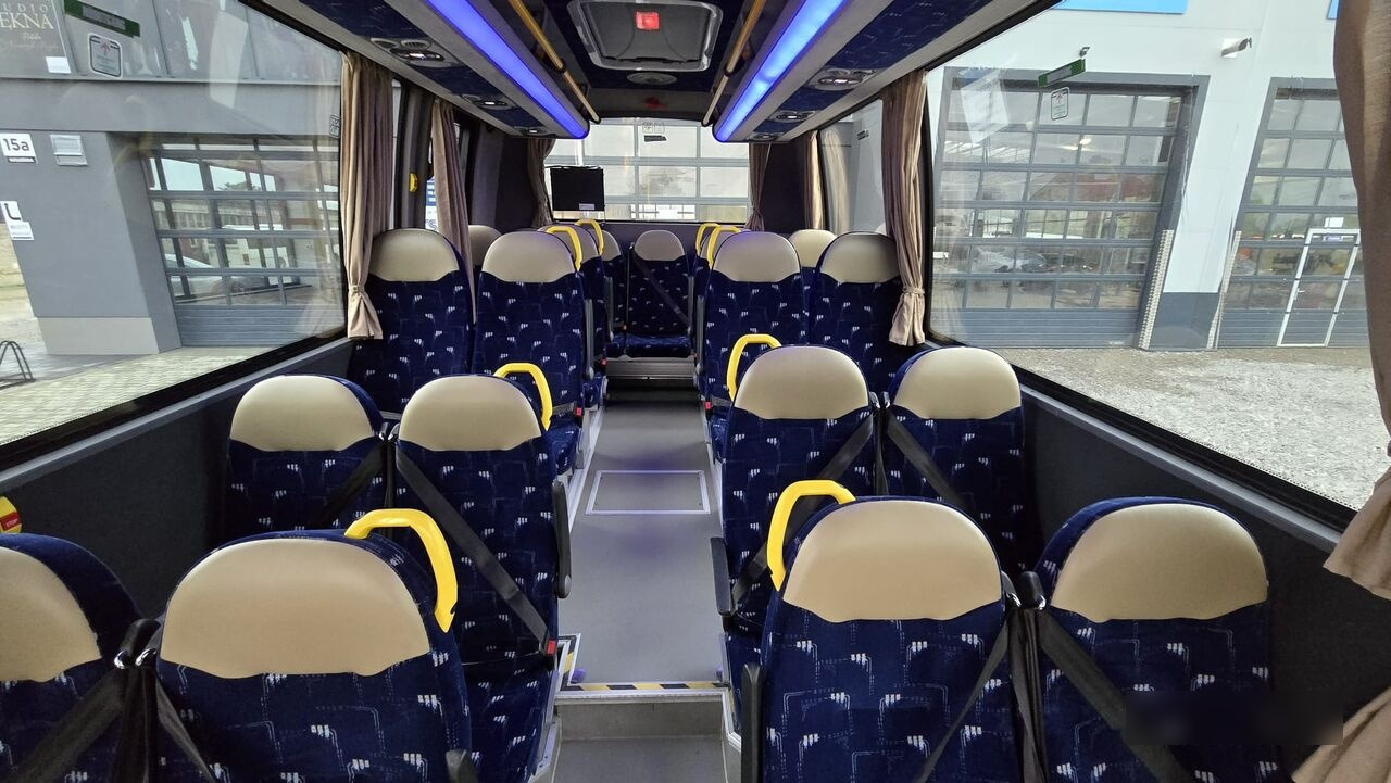 Bus urbain IVECO FIRST - AIRCO + WEBASTO + 29 PLACE - EURO VI: photos 7