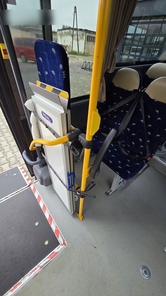 Bus urbain IVECO FIRST - AIRCO + WEBASTO + 29 PLACE - EURO VI: photos 10