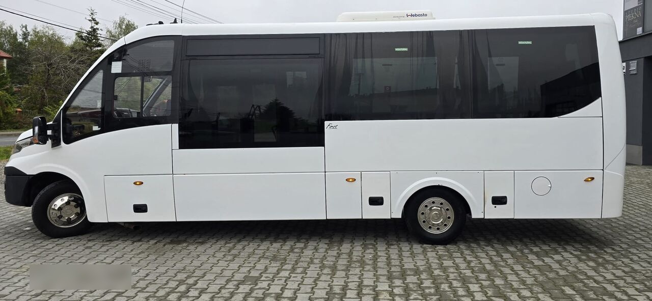Bus urbain IVECO FIRST - AIRCO + WEBASTO + 29 PLACE - EURO VI: photos 25