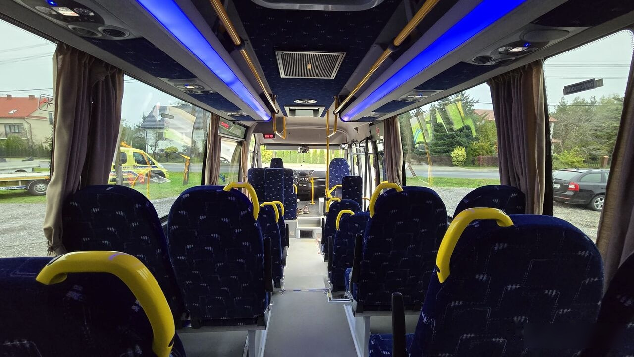 Bus urbain IVECO FIRST - AIRCO + WEBASTO + 29 PLACE - EURO VI: photos 13