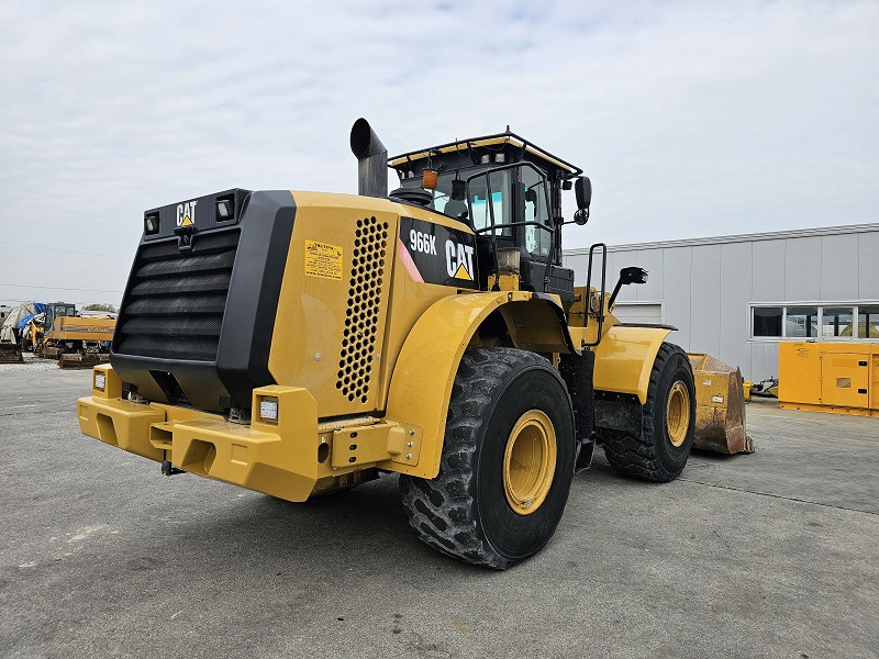 CATERPILLAR 966K - Chargeuse sur pneus: photos 4 CATERPILLAR 966K - Chargeuse sur pneus: photos 4