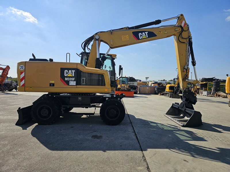 CATERPILLAR M320F - Pelle sur pneus: photos 4 CATERPILLAR M320F - Pelle sur pneus: photos 4