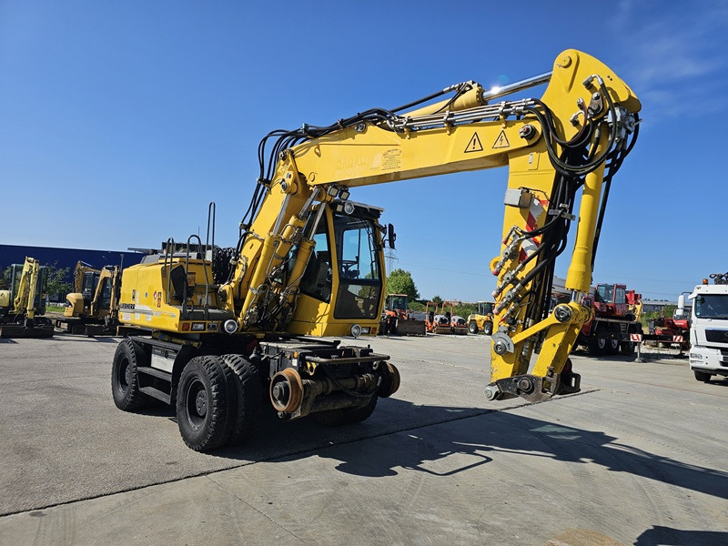 LIEBHERR A900C ZW - Pelle sur pneus: photos 5 LIEBHERR A900C ZW - Pelle sur pneus: photos 5