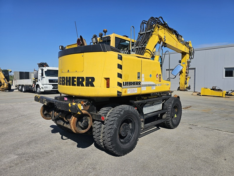 LIEBHERR A900C ZW - Pelle sur pneus: photos 3 LIEBHERR A900C ZW - Pelle sur pneus: photos 3