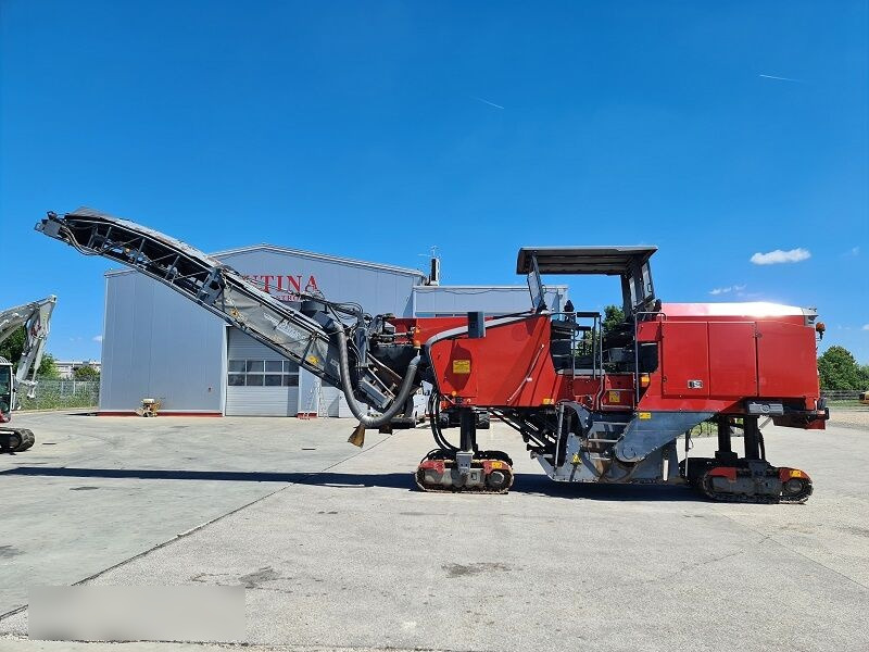 Wirtgen W210 - Fraiseuse à froid: photos 1 Wirtgen W210 - Fraiseuse à froid: photos 1