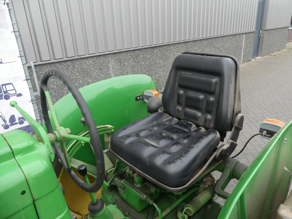 Tracteur agricole John-Deere 40: photos 16
