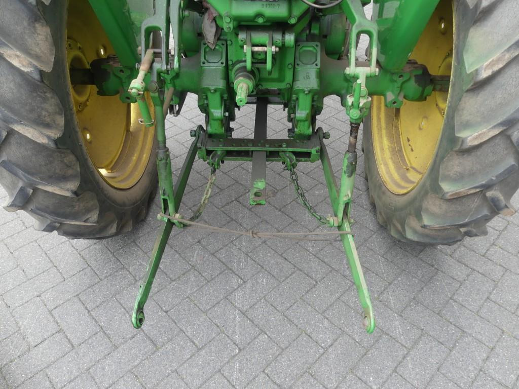 Tracteur agricole John-Deere 40: photos 6