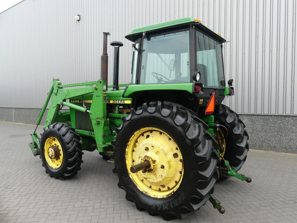 John-Deere 4450 - Tracteur agricole: photos 4 John-Deere 4450 - Tracteur agricole: photos 4