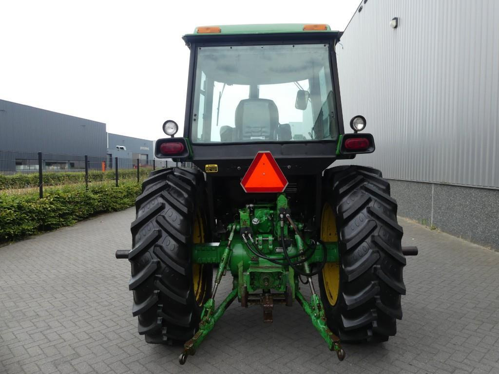 John-Deere 4450 - Tracteur agricole: photos 5 John-Deere 4450 - Tracteur agricole: photos 5