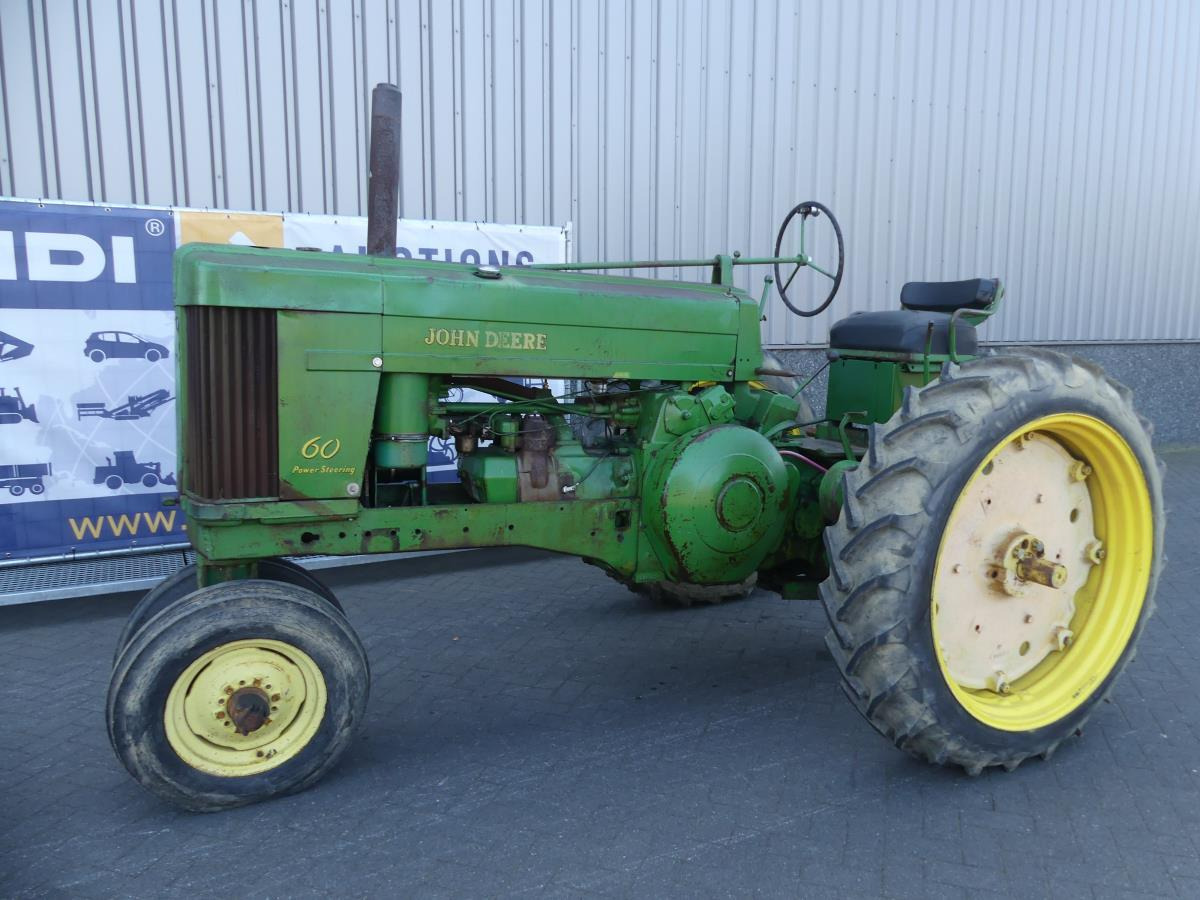 John-Deere 60 - Tracteur agricole: photos 3 John-Deere 60 - Tracteur agricole: photos 3