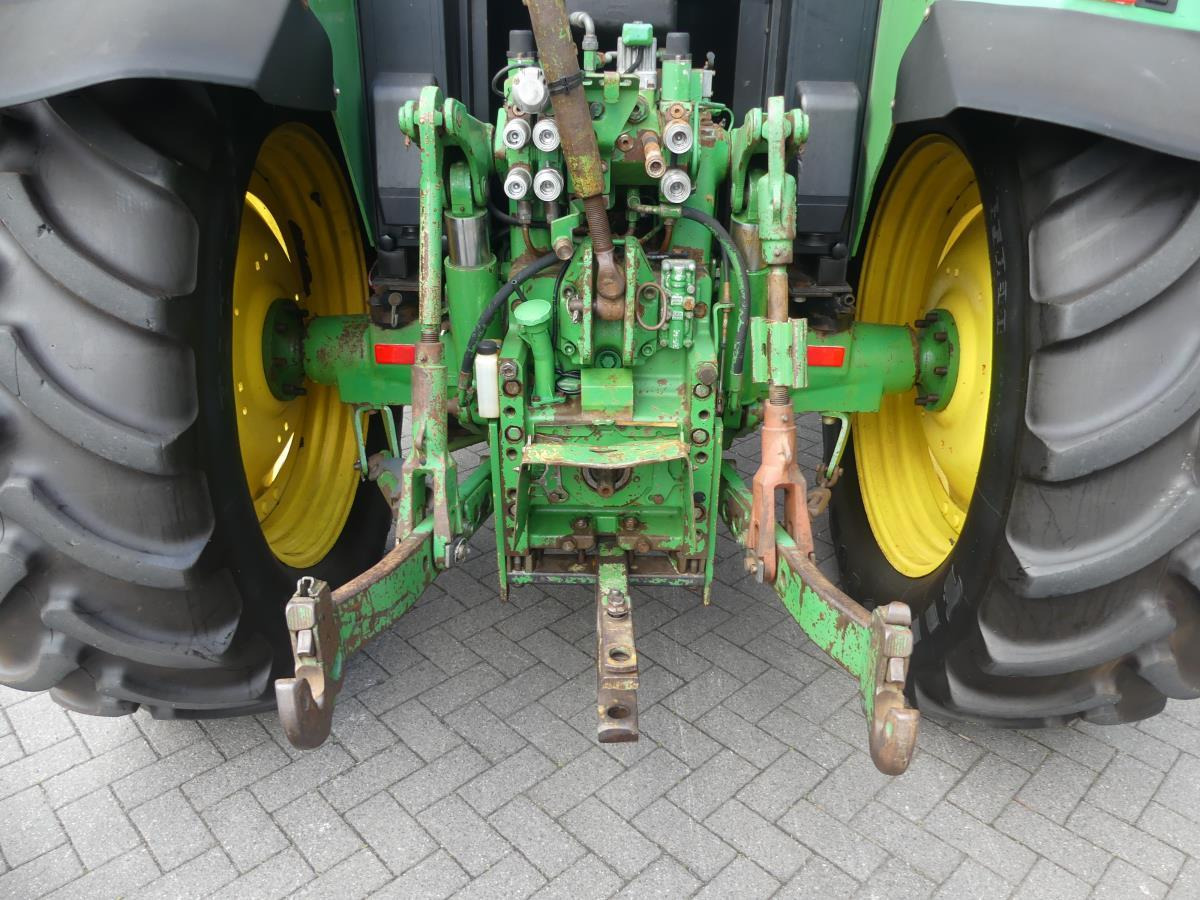 Tracteur agricole John-Deere 6410: photos 6