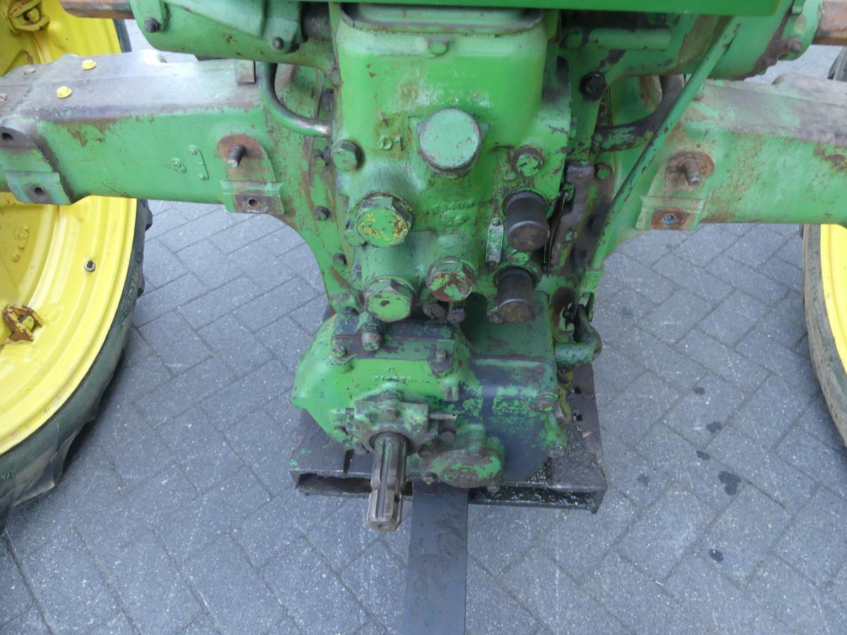 Tracteur agricole John-Deere 70: photos 10