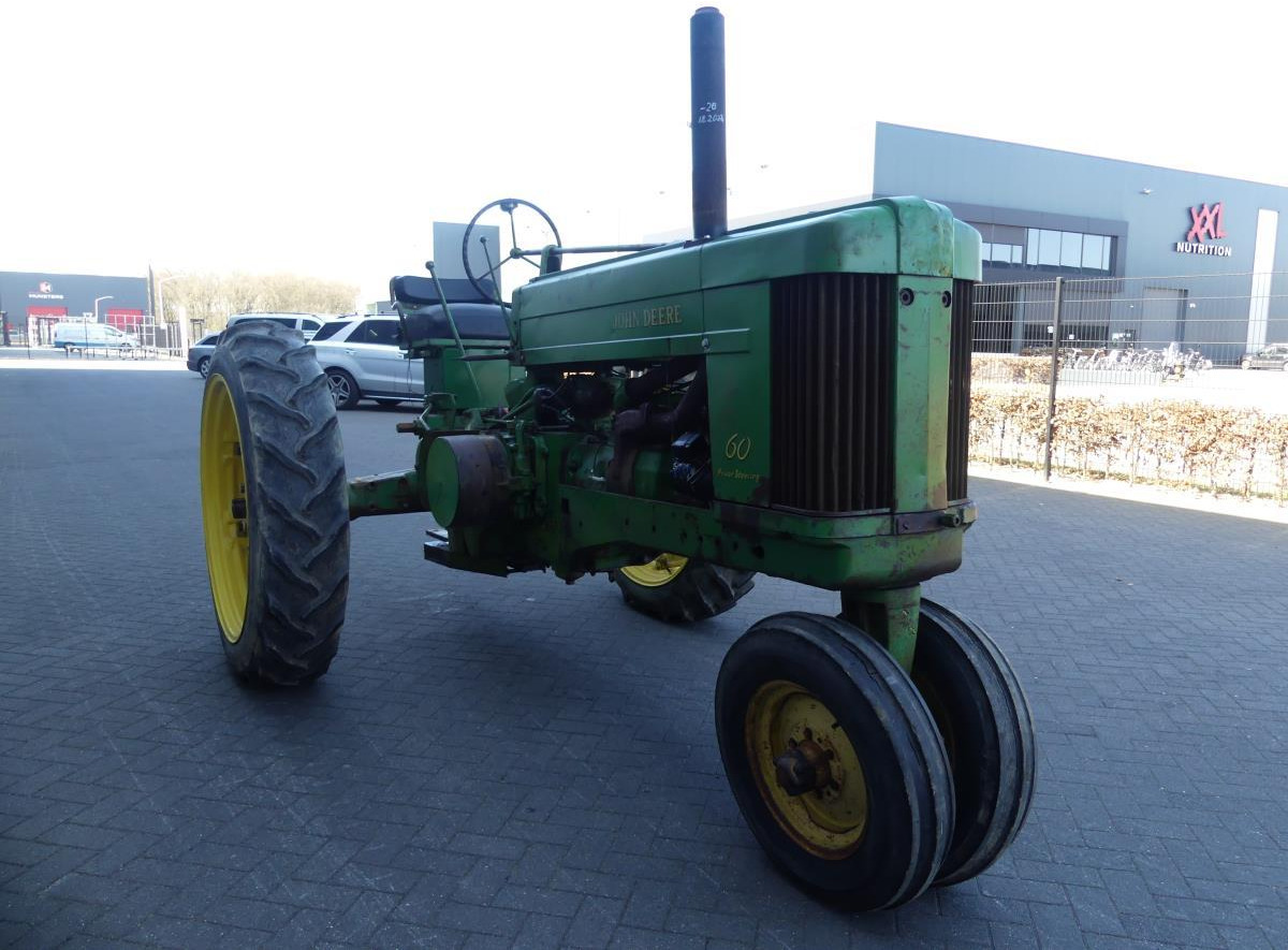 Tracteur agricole John-Deere 70: photos 27