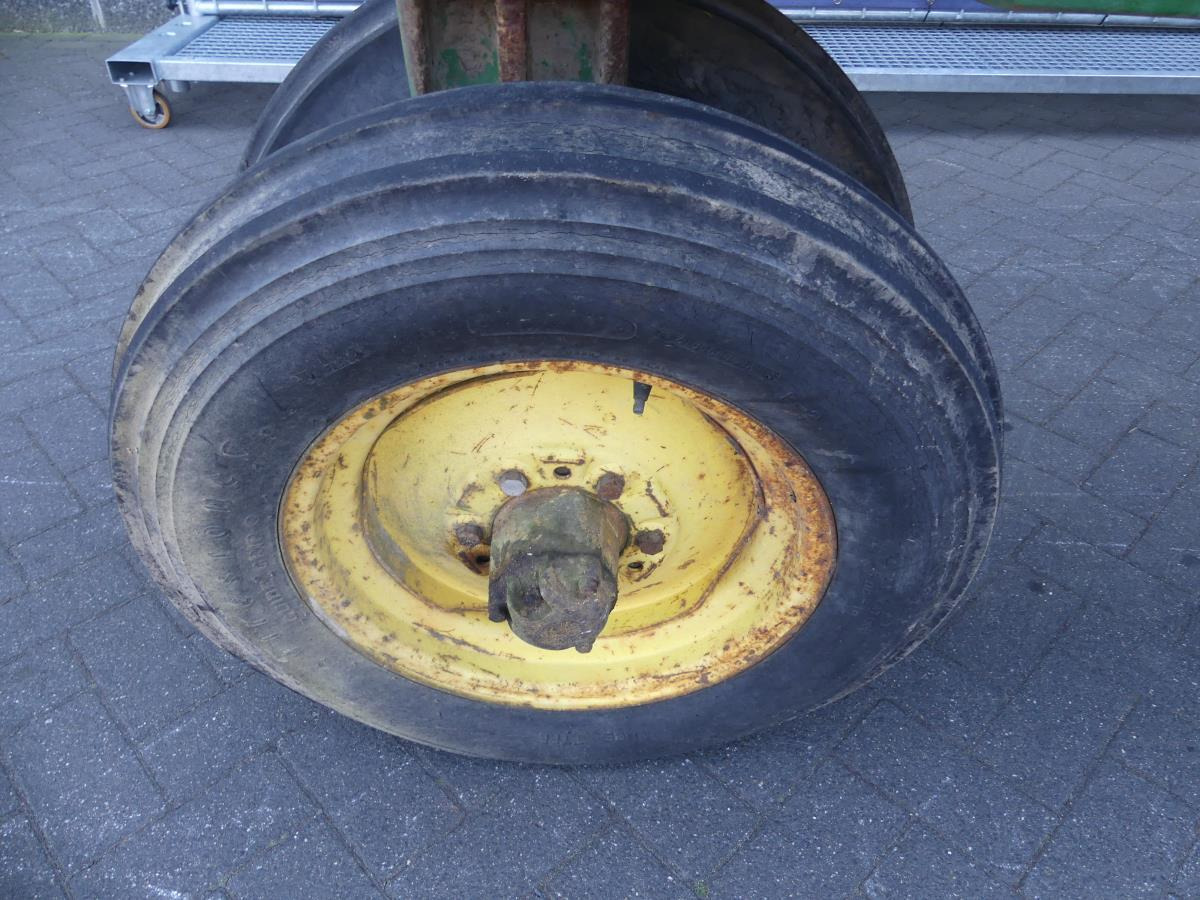 Tracteur agricole John-Deere 730: photos 25